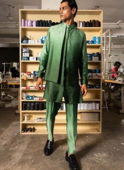 Green Yaara Open Bandi With Matching Kurta Pajama Set