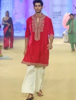 Gulabi Gulaal Embroidered Kurta Set
