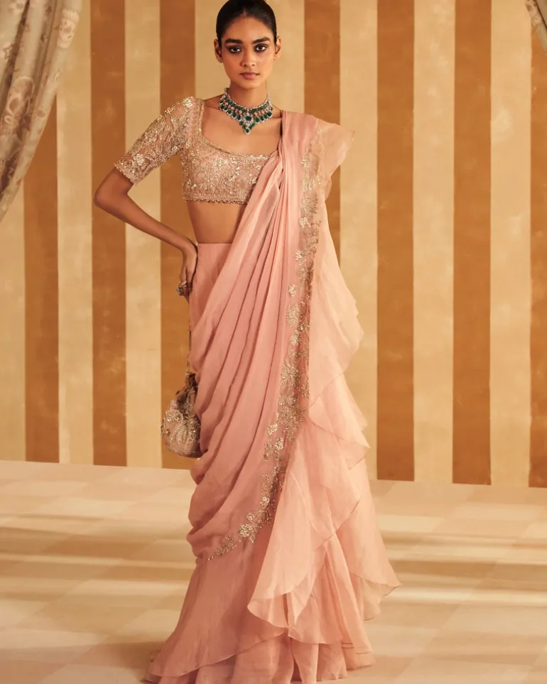Hunarban Sari Set