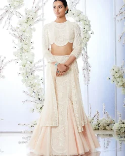 Isra Lehenga