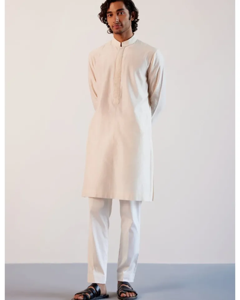 Ivory Silk Chanderi Kurta And Hand-Painted Bandi Set