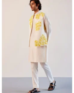 Ivory Silk Chanderi Kurta And Hand-Painted Bandi Set