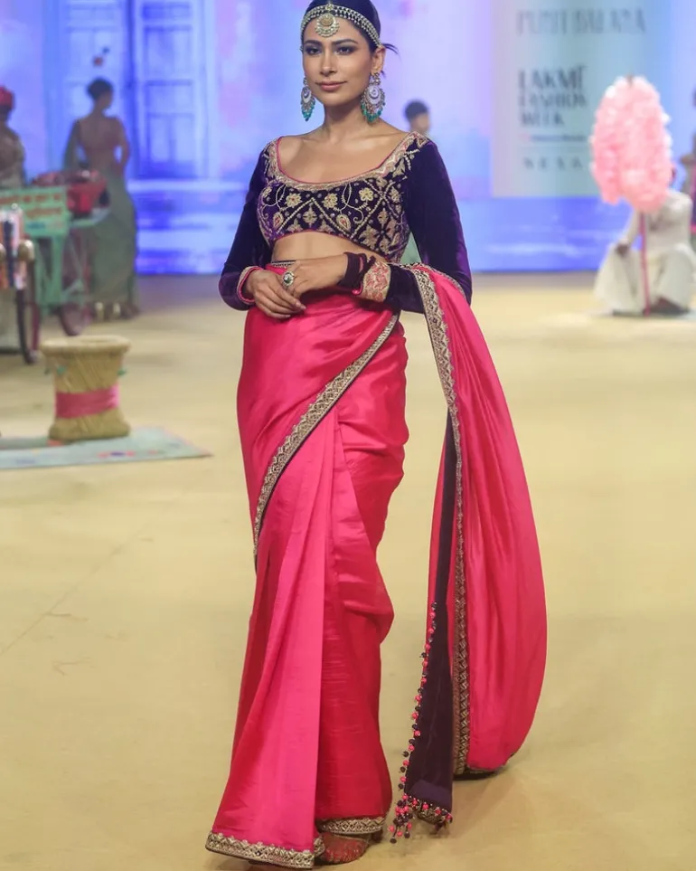 Johari Gulabi Gulaal Sari