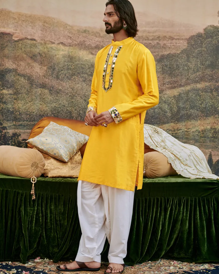 Khayalat-e Kurta Set