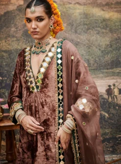 Makhmal Khayal Suit Set