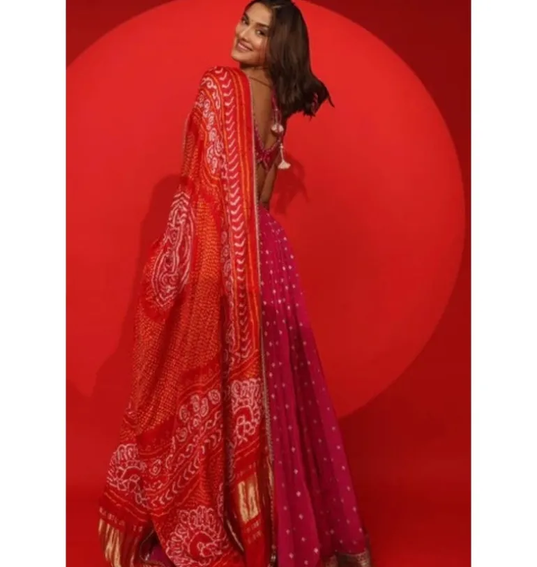 Mala Jamewar Lehenga Set