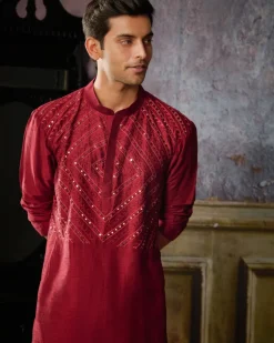 Maroon Thread And Mirror Embroidered Kurta With Maroon Pants