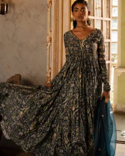 Mayra Anarkali