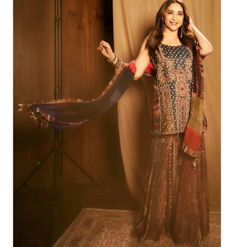 Mehru Embo Set
