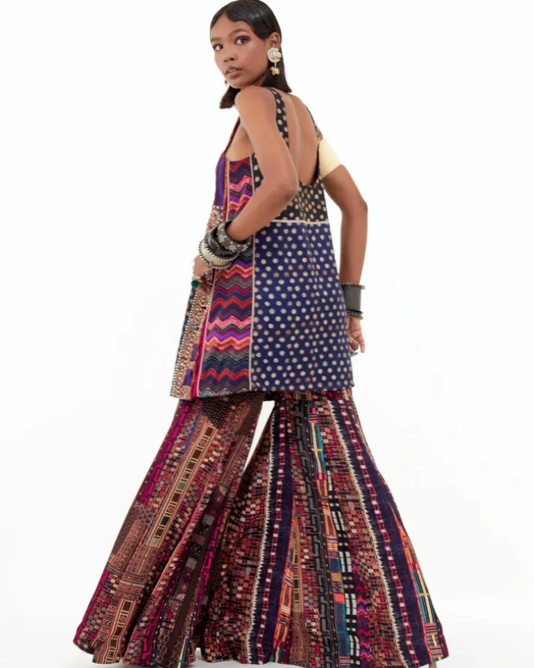 Mehru Embo Set