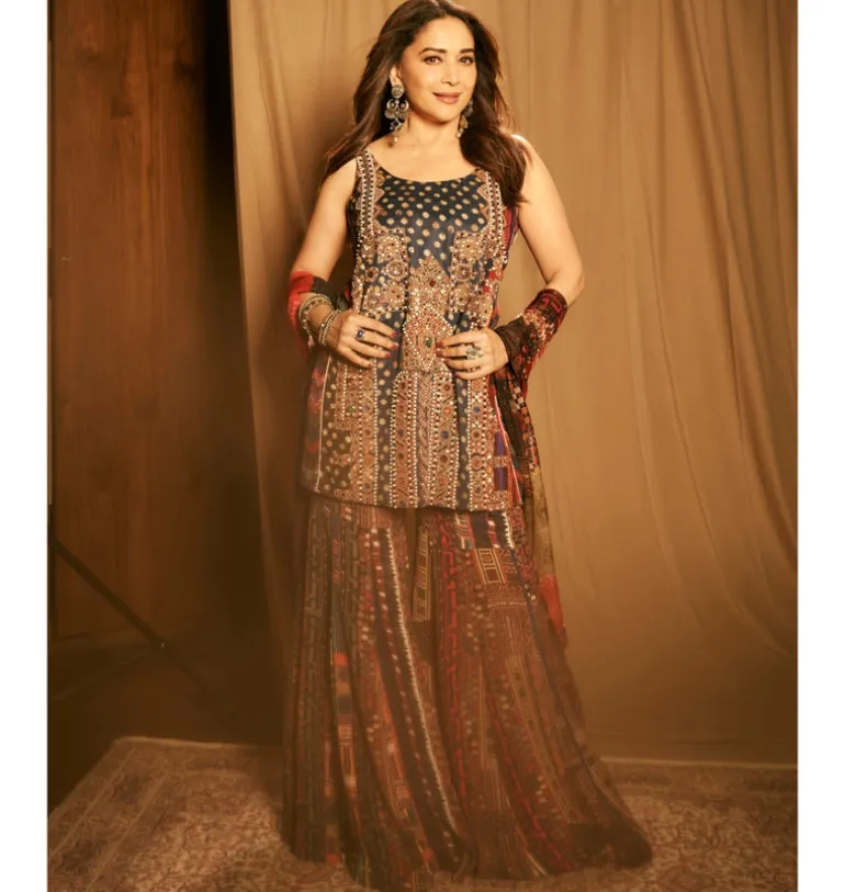 Mehru Embo Set