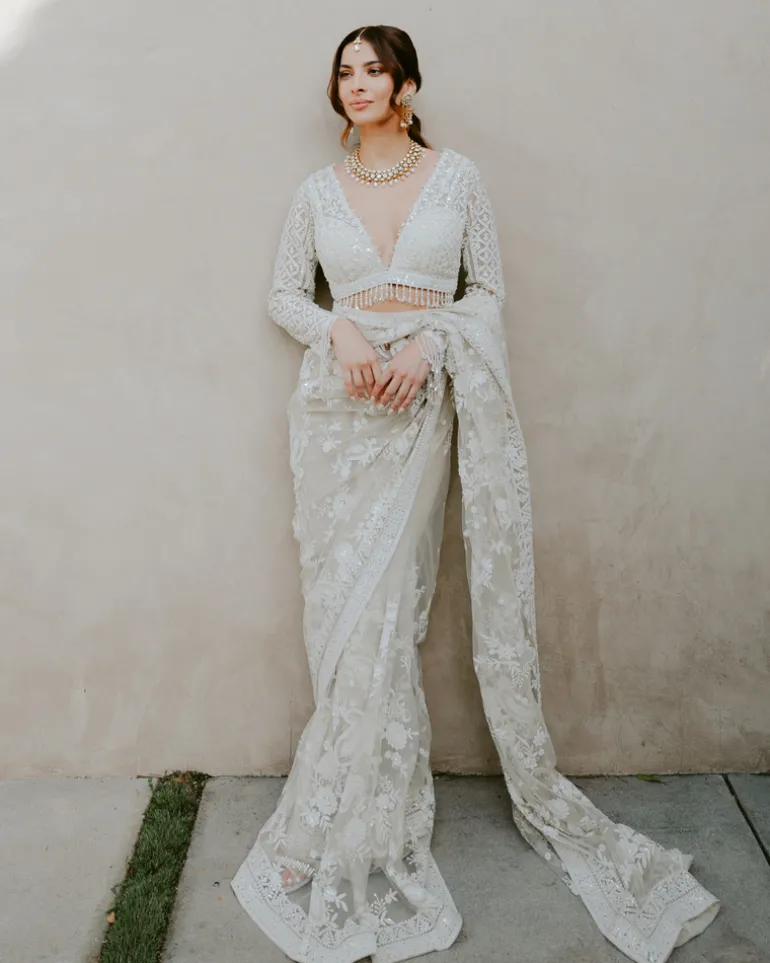 Mirzah Sari
