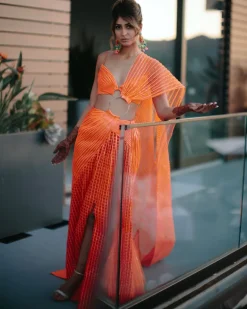 Mumtaz Mehendi Sari