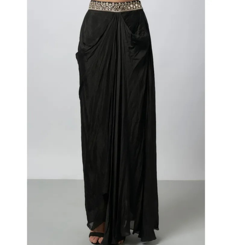 Namra Skirt Set