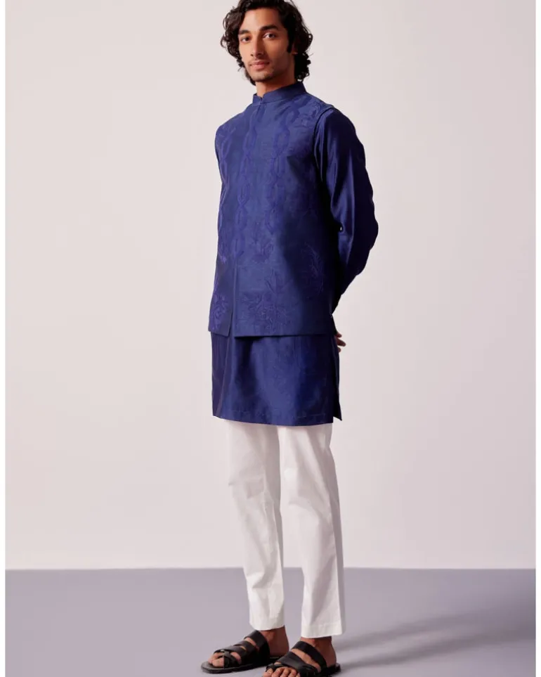 Navy Blue Silk Chanderi Kurta And Embroidered Bandi Set