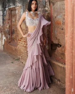 Niharika Sari Set