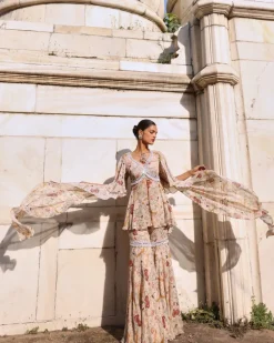 Nirvi Gharara Set