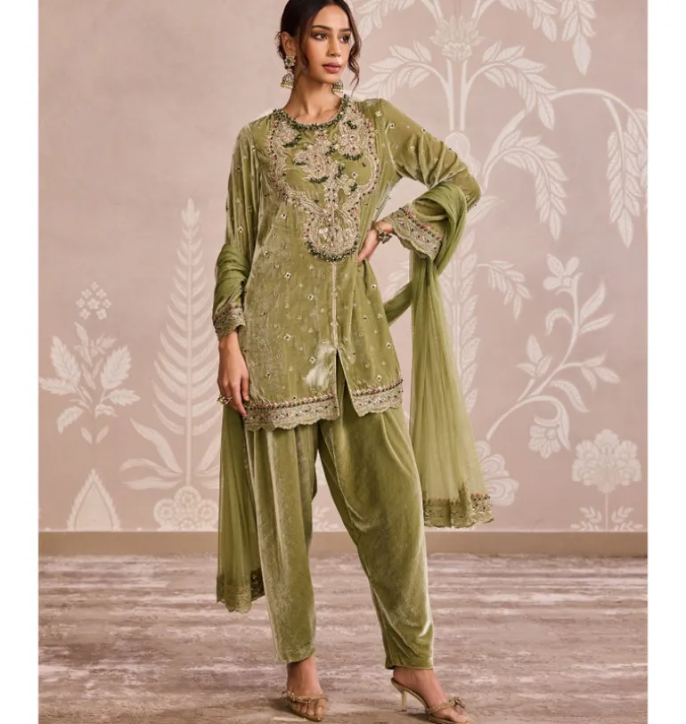 Nishat Kurta Set