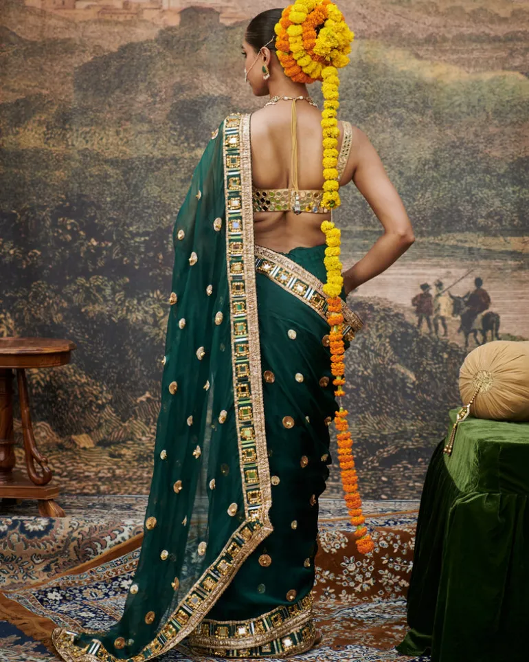 Pallavita Sari Set