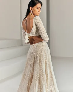 Paola Lehenga