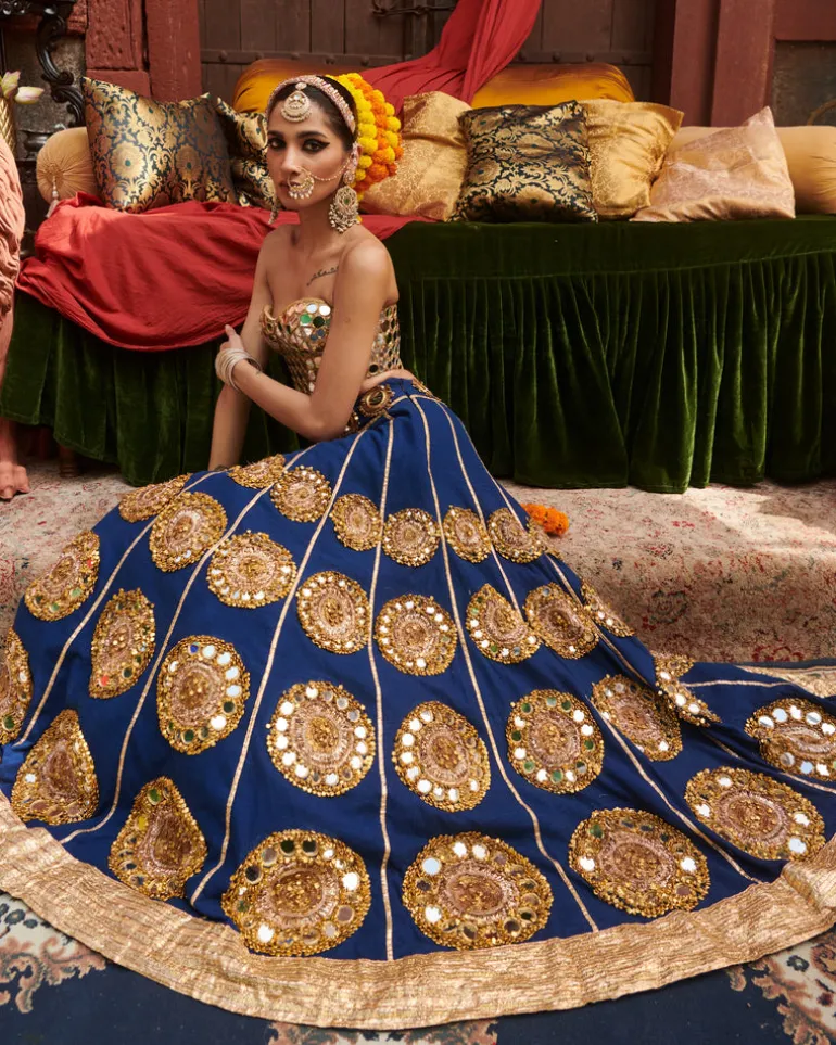 Qainaat Lehenga Set