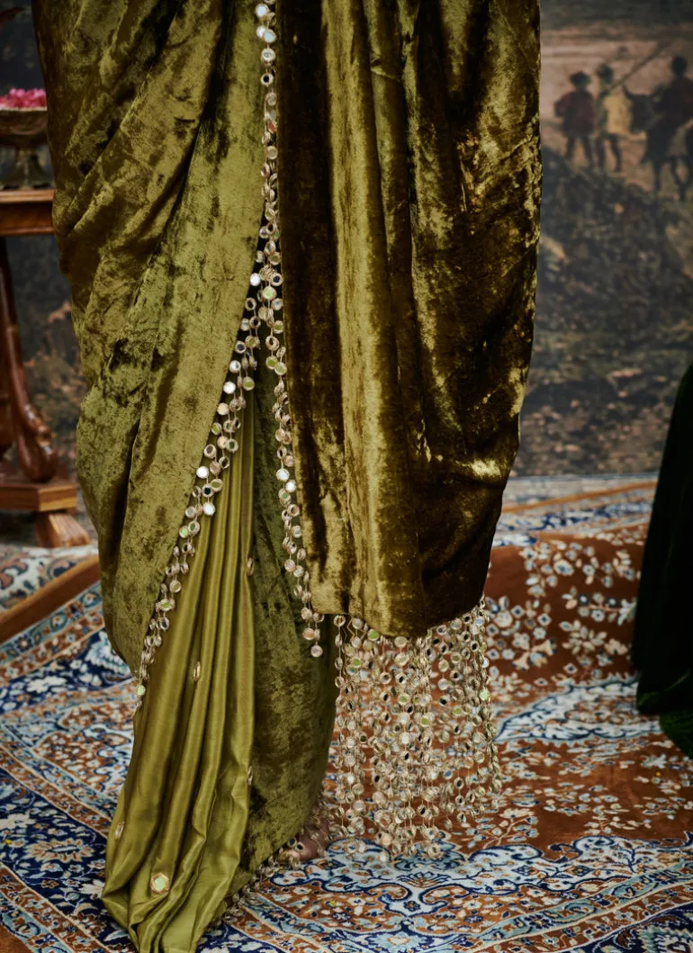 Rang-e-Mehfil Sari Set