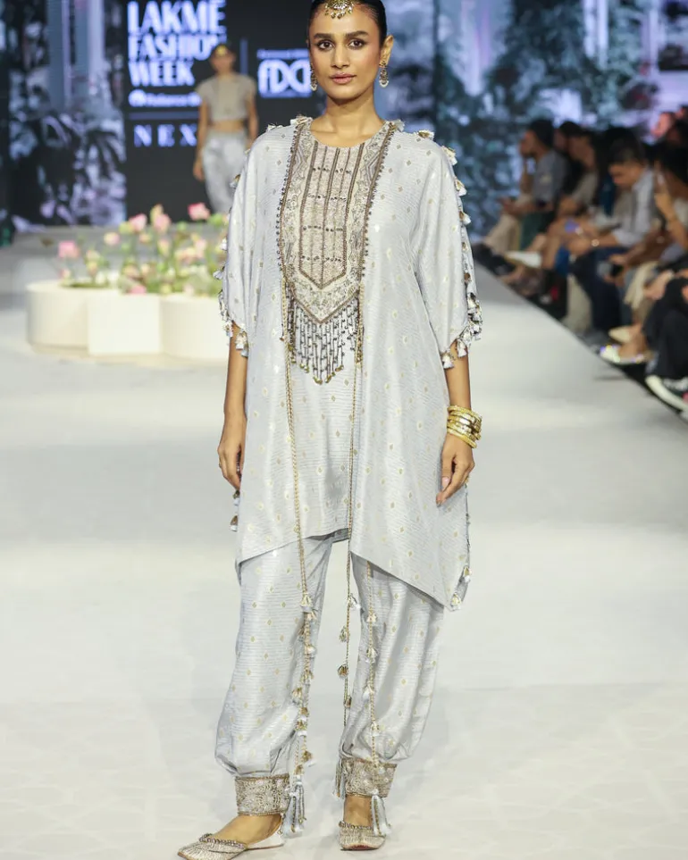 Razia Grey Embroidered Kaftan And Jogger Salwar Set