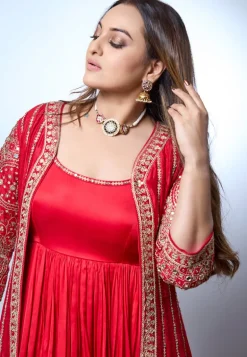 Red Rani Sa Anarkali