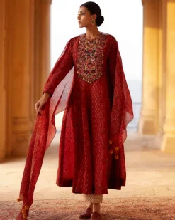 Riwayaat Kurta Set