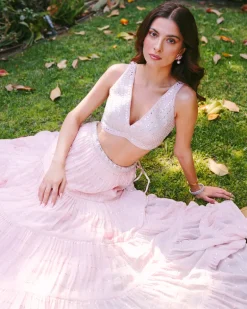 Roseus Lehenga