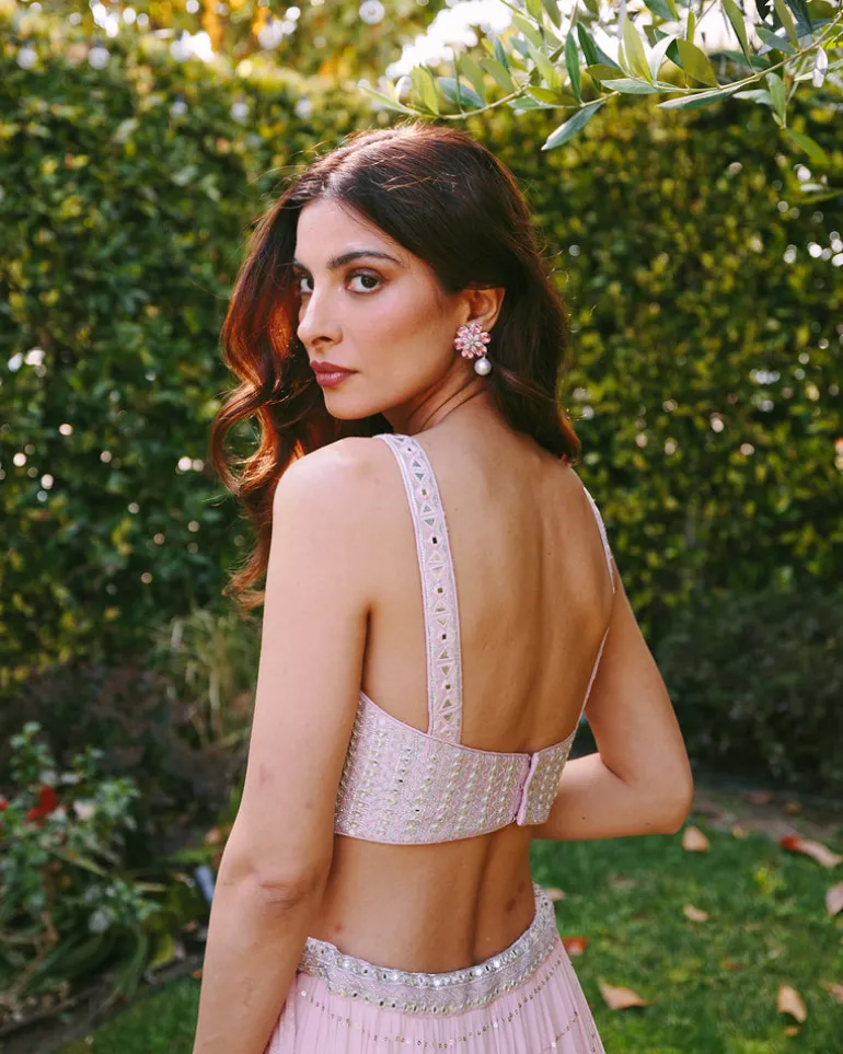 Roseus Lehenga