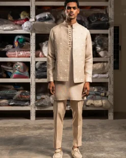 Ruh Open Bandi With Matching Kurta Pajama Set