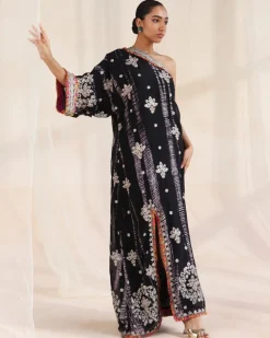 Sakshi Kaftan