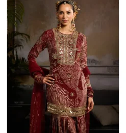Scarlet Whisper Kurti Set