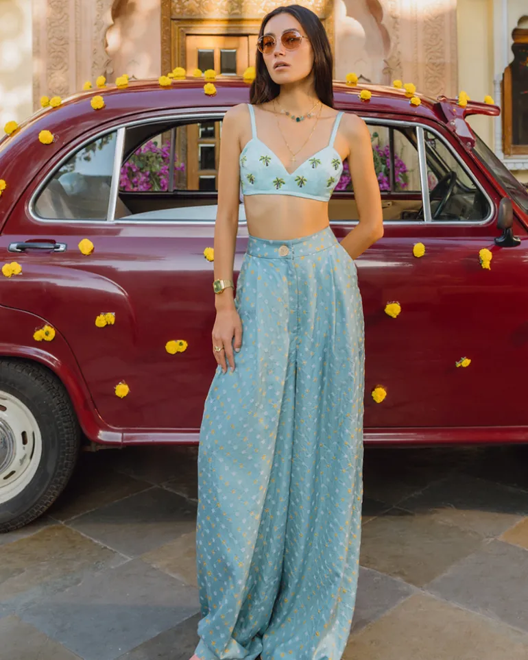 Serenity Bandhani Set
