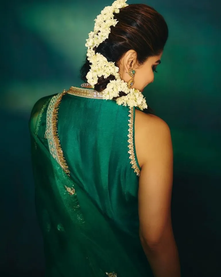 Shamita Dhoti Set