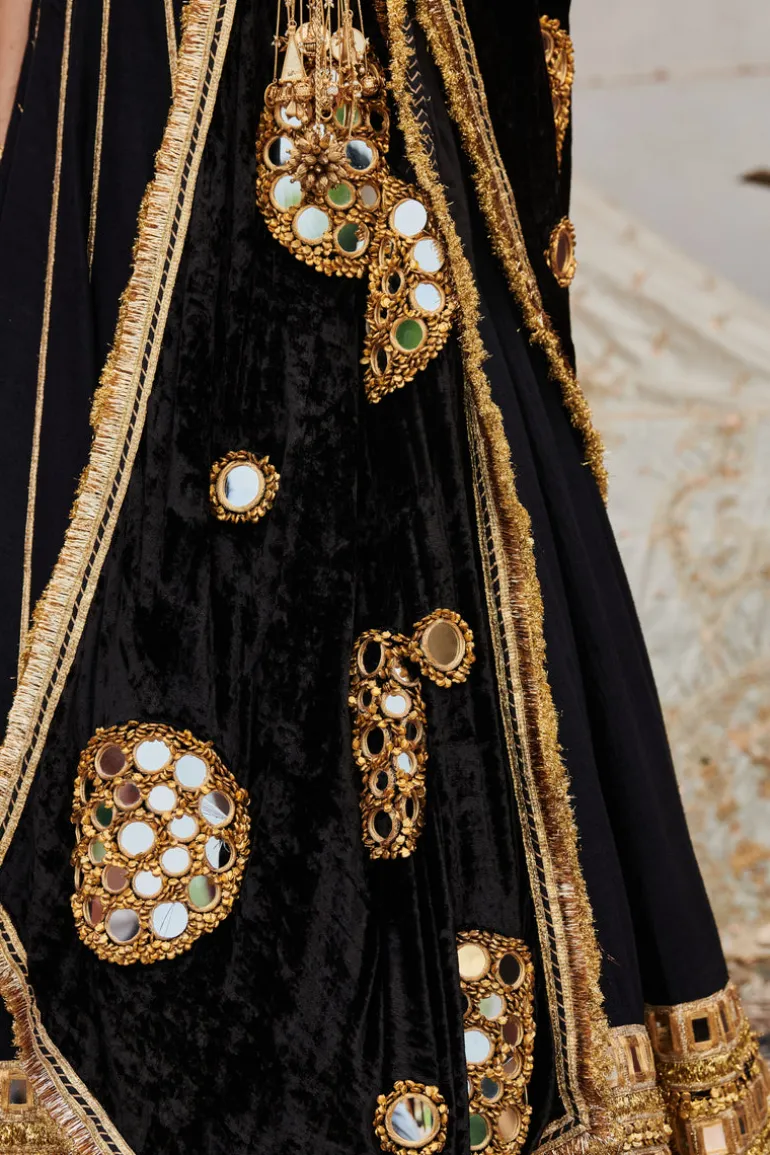 Sheesh Shyama Lehenga Set
