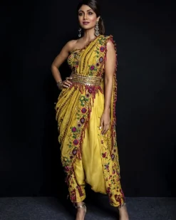 Shilpa Outfit
