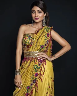 Shilpa Outfit