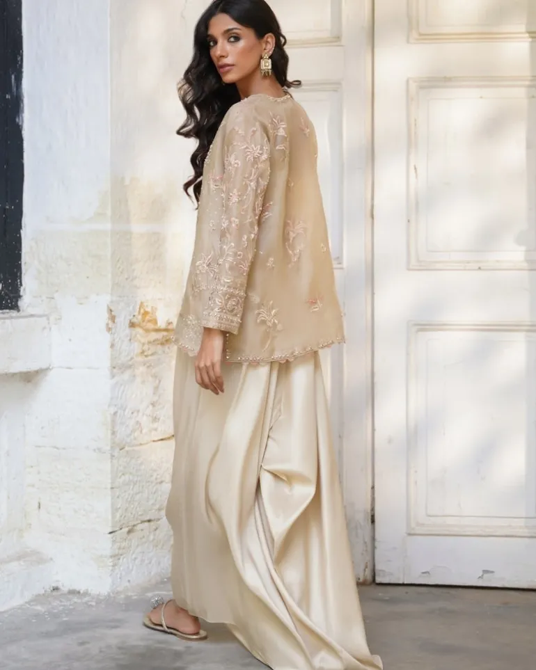 Short Embroidered Borgia With Drape Pant Set