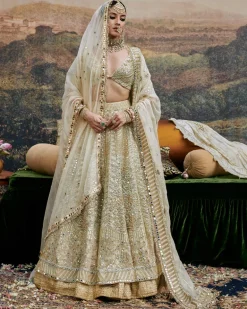 Shvet Afsana Lehenga Set