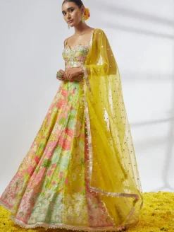 Sumaira Lehanga Set