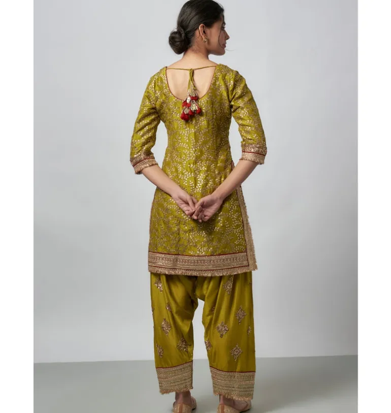 Surbhi Salwar Set