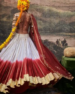Surkh Lehenga Set
