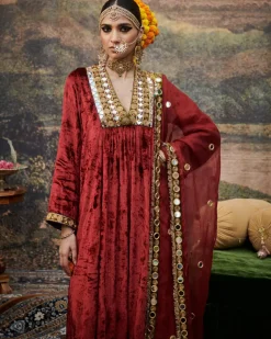 Surkh Shaahi Suit Set
