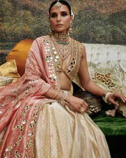 Svet Gulal Lehenga Set