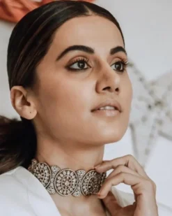 Tapsee Choker Set