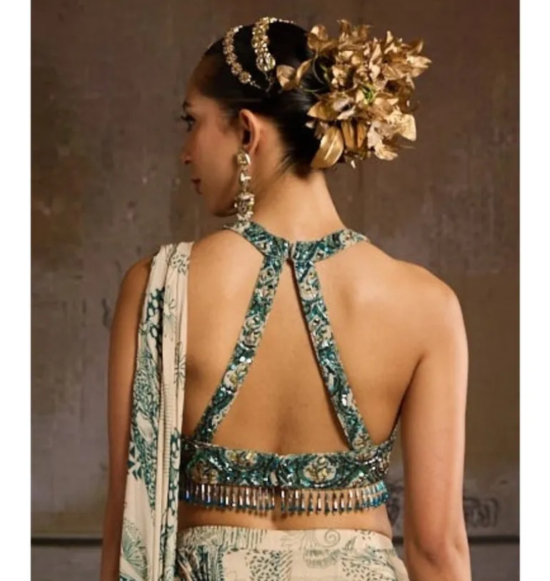 Teal Leaf Highlighted Skirt Sari Set