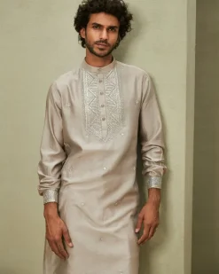 The Contemporary Classic Kurta Set