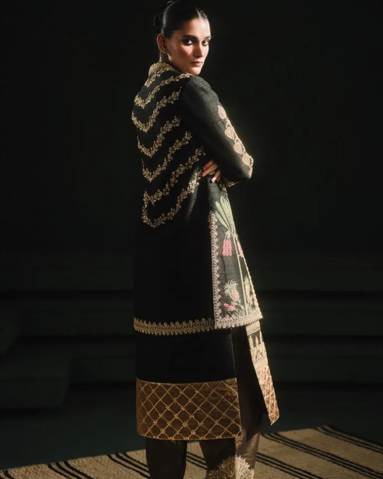 The Kala Khatta Salwar Set